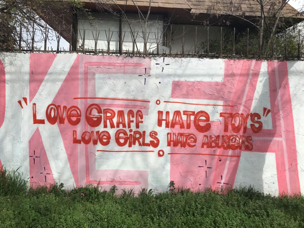 Love Girls, Hate Abusers